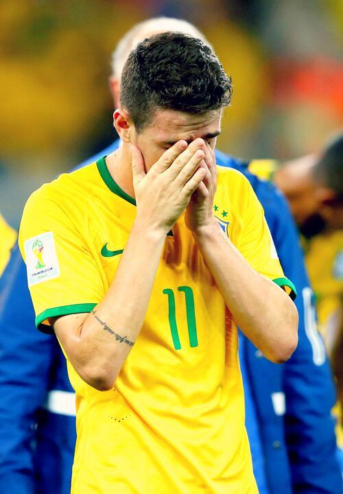 perola-do-sol:  a-morada:  ohhmaresia:  sarrei:  eu te amo tanto cara ): ♥  Oscar