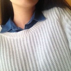 lilh0bbit:I dressed up for school today