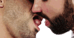 jeffys7:  KISS !!!