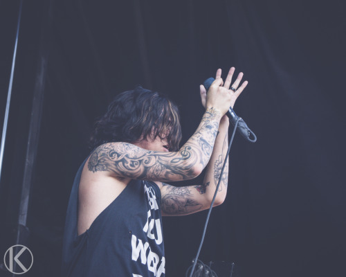kriskoelewijnphotography:  Warped Tour ‘14 Virginia Beach Kris Koelewijn Photography Facebook // Website // Flickr // Instagram 