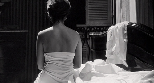 roseydoux:Claudia Cardinale in 8 ½ (1963)