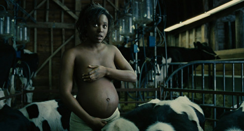 throwbackmovie:Clare-Hope Ashitey as Kee in CHILDREN OF MEN – 2006Source: overmental.com