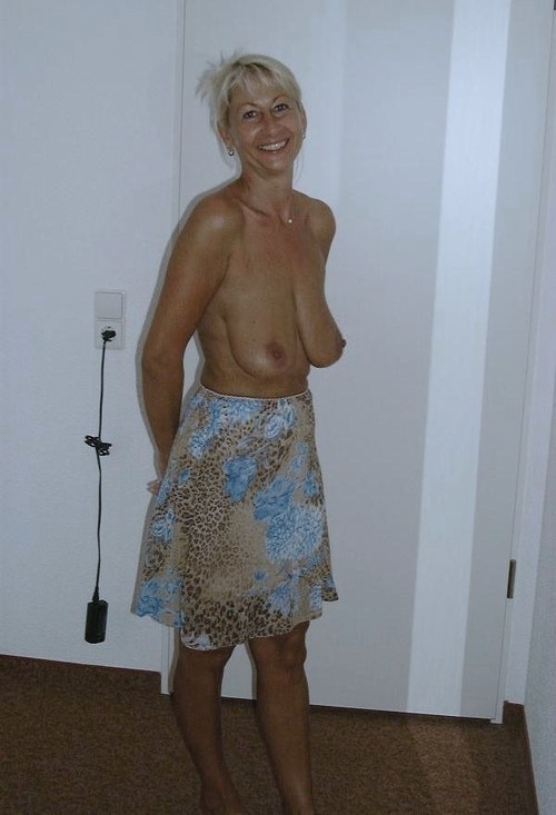 milfera:  Click here to screw a local MILF!