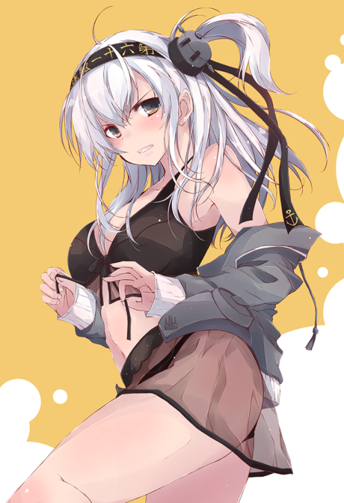 memeppoi:  makura_yst: “涼月ちゃんのこの水着、とても良かったですよね。(*‘ω’*) https://t.co/sHxAo0G1QX”