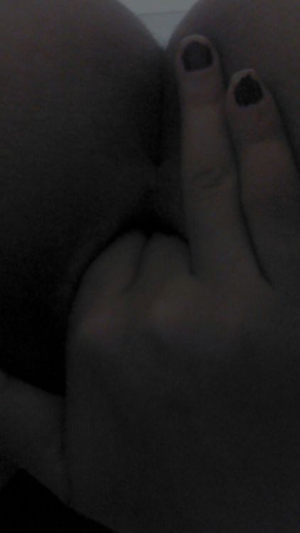 snap-safadao:  nudezdreams:  novinha de barretos  Que isso ein novinha