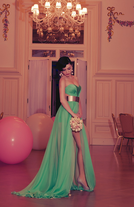 Green prom dress with sleeves