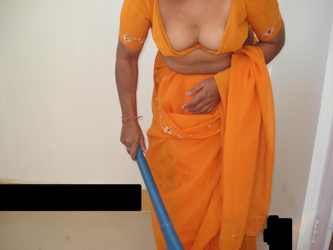 iloveindianwomen:  Desi Maid in Yellow Saree Loves to Show Her Cunt. For Full sets