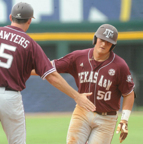 jarheadjay: High five here, ass slap in the dugout. It&rsquo;s all about Teamwork and doing the 