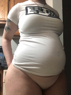 Porn vore-acious:This is my belly empty now…how photos