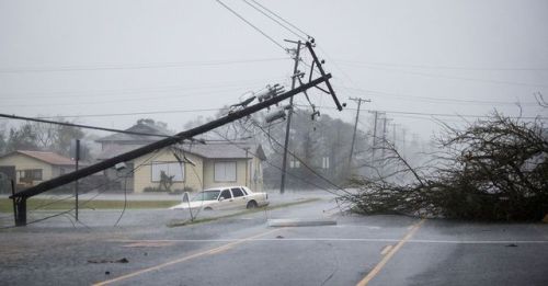  The fiercest hurricane to hit the United States in more than a decade caused widespread damage and 