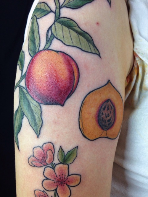 alenachun:Botanical print style nectarine on Maggie from Connecticut. Thanks for coming to visit us 