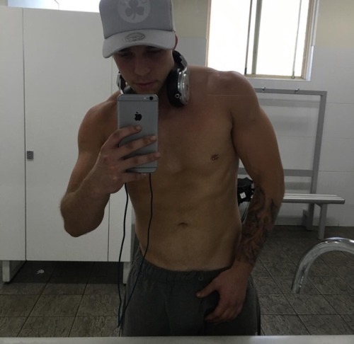 alphabondsnewy: R U OK?