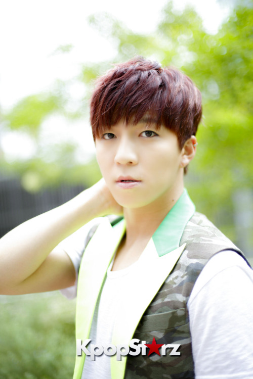 Kpopstarz photos edited ver.  &gt;_&lt; They looked too tired and their skin doesn&