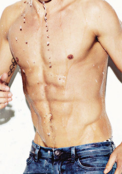 tomdaleysource:  Tom Daley for Attitude Magazine 