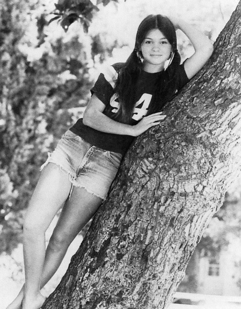 beatnikdaddio:  valerie bertinelli. 1975.