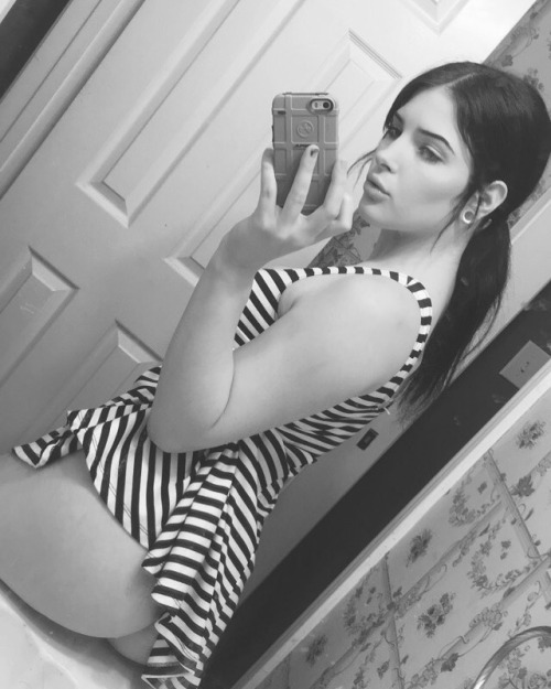 lilxanniebabie: Sorry for not posting; I’ve been focusing on dying.
