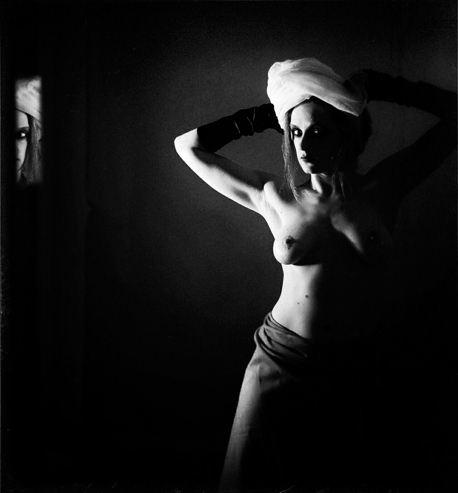 crinaprida: Mirror. © Crina Prida 