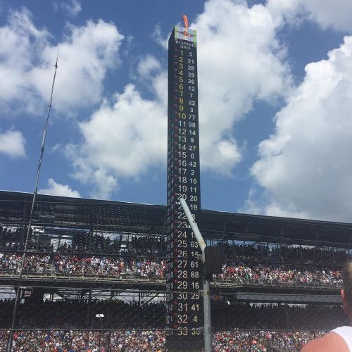 @jojohoho: Not mad at our seats for the #indy500 #greatestspectacleinracing #secondhoneymoon #nosignal