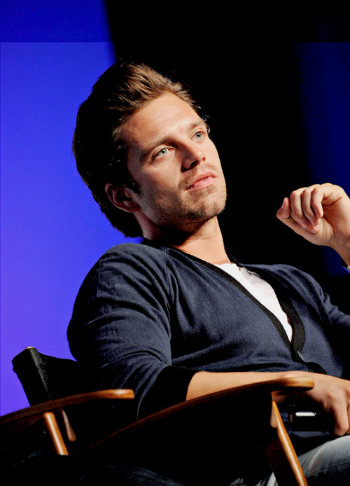 sebastiansource:Sebastian Stan at the Wizard World Philadelphia Comic Con 2014