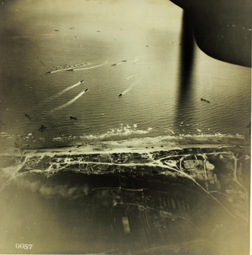lostsplendor:  “Reconnaissance Photo Aerial View D-Day France from a F-5 Lightining” via San Diego Air and Space Museum Archive on Flickr Common Thank you for your service 70 years ago today, veterans. 