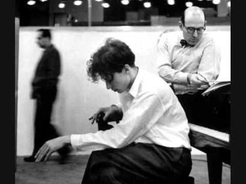 ssaauuddyy:Glenn Gould