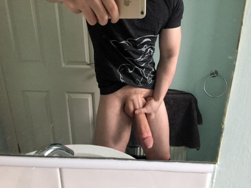 Porn photo eyecandycocks:  (via Amateur Straight Guys)