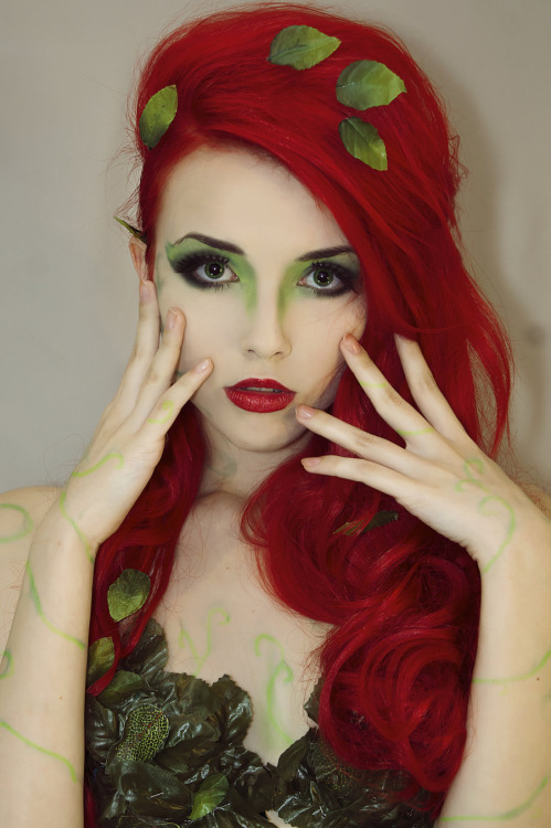 dirty-gamer-girls:  Dirty Gamer Girls