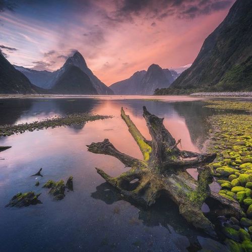 ultravelicious:Top travel photos from around the world. Make your own memories by travelling. Help i