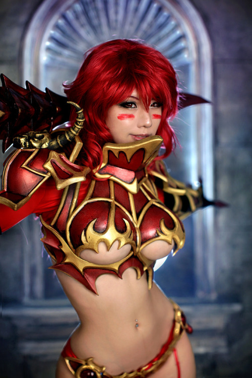 xxgeekpr0nxx:  Tasha Cosplay is at it again.. and I really wanna play Kingdom Under Fire Online: Age of Storm now!