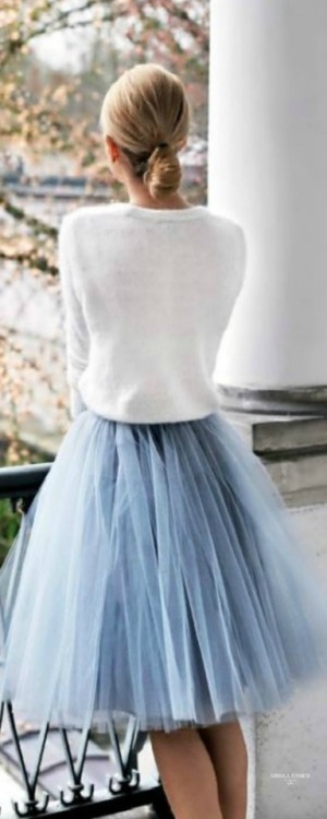  ♕Feminine Charm♕ | Blue tulle skirt with white knit sweater 