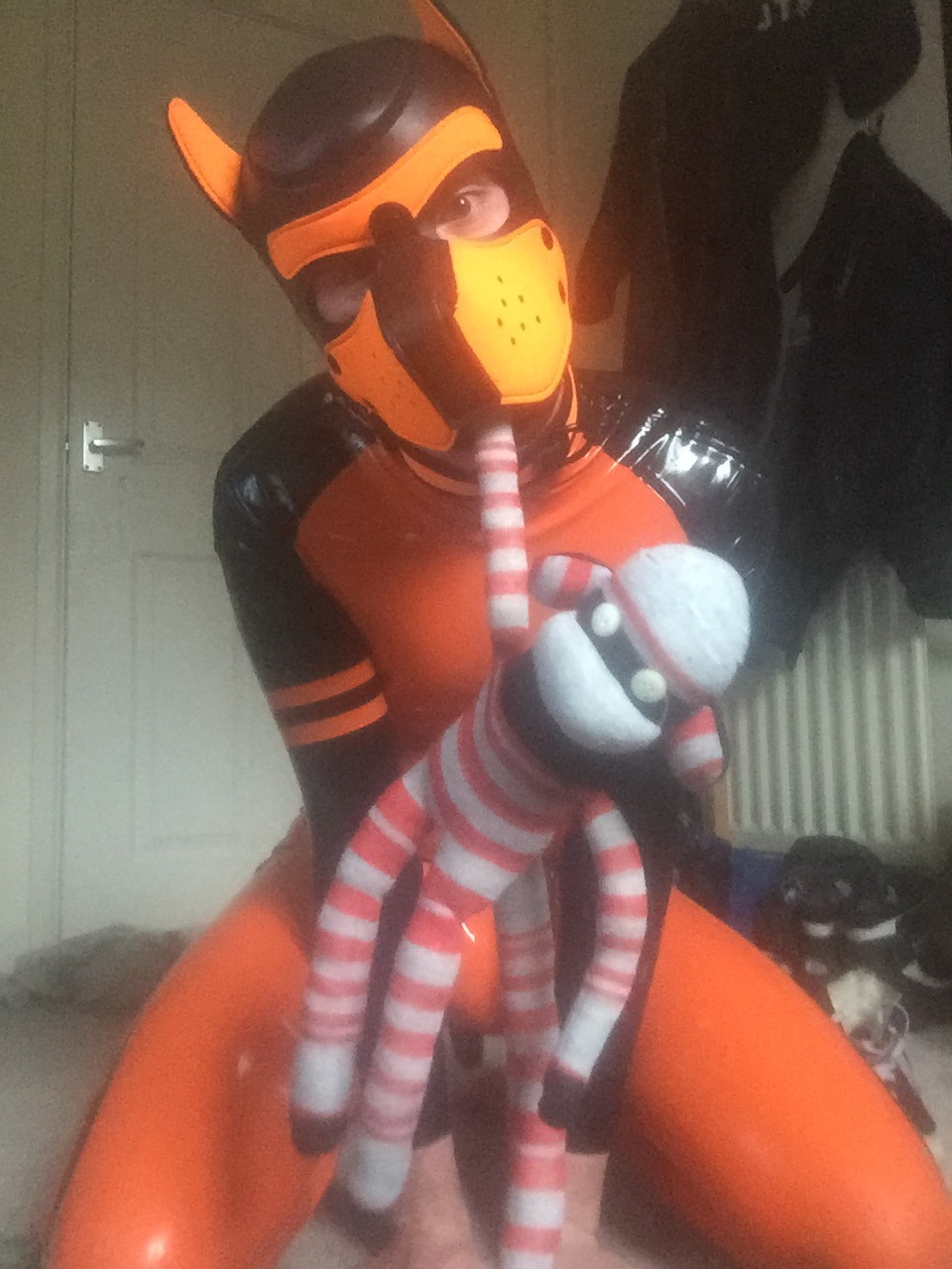 rubberbiker18:  Lets play!