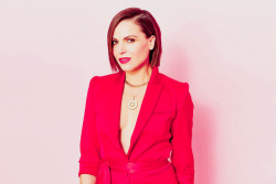 lcnaparrilla:  Lana Parrilla || San Diego Comic Con 2017 portraits