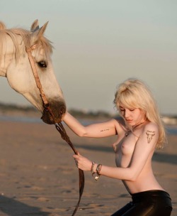 tittydrops:  Girl and her horse