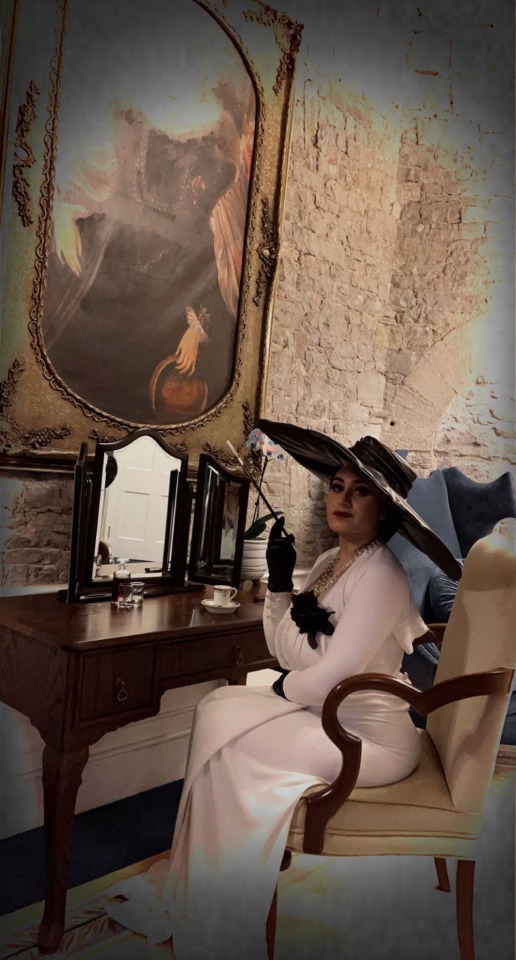 Lady Dimitrescu Cosplay