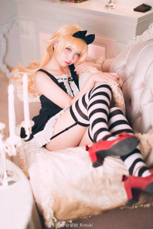 sexywaifucosplay:Coser : 黎狱RistukiCharacter : Shinobu Oshino Title : Bakemonogatariwww.weibo.