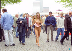 getnakedeverybody:  Find more public exhibitionists