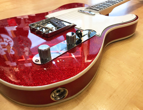 glorifiedguitars: Fender Custom Shop ‘60s Telecaster[Source: Andy Babiuk’s Fab Gear. Price: £3,470/$