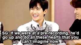 myungsues-u:  Hoya and heart throwing. 