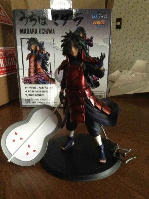 darkfire75:  ASFJDGKFH LOOK WHO FINALLY CAME IN THE MAIL TODAY 