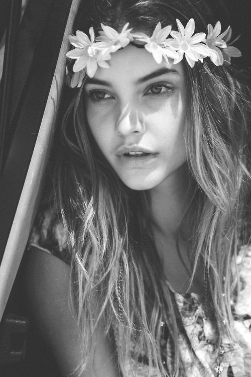 p-aganismo:  l-i-c-a-n-t-r-o-p-o:  a-m-e-t-h-y-s-t-e:  ♥    b&amp;w  