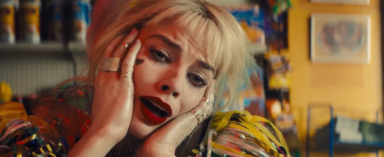 marsapartment:  Thinking about how the cinematography and lighting in the scene where hungover Harley Quinn buys an egg sandwich, and goes through the heartbreak of losing it, is better and more moving than 99% of cinema
