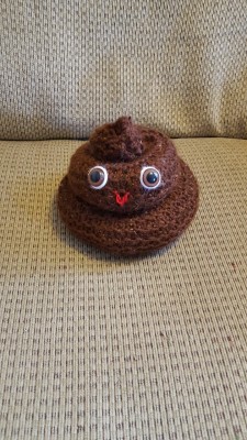 oceaniccunt:  I knit a poop