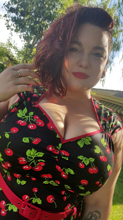 largeladies:  largeladies