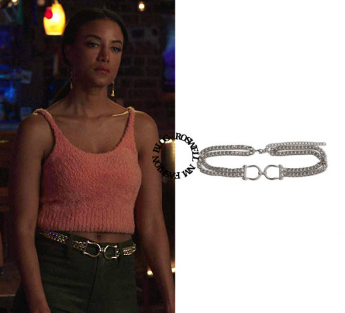 Who: Heather Hemmes as Maria DeLucaWhat: H&amp;M Metal Chain Belt - Sold OutWhere: 3x13 “N