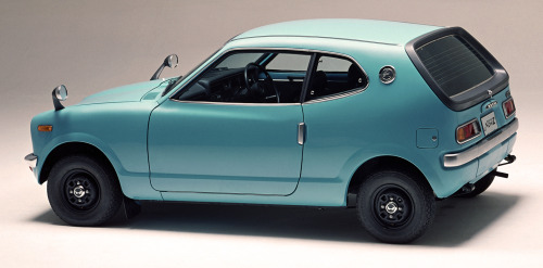 carsthatnevermadeit:Honda Z GTL, 1971. Decided to have a small car Saturday. The Z was Honda’s “sp