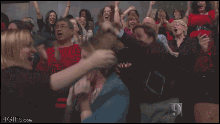 chalkycandy:  fr33kinmatt:   hot guy: posts the same picture of himself in the same