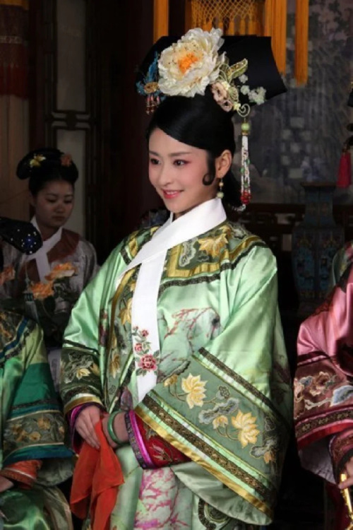 Costumes from Empresses in the Palace (set in the Qing Dynasty, China)