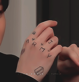 His Pretty Hands Deserve Their Own Fandom For Anon