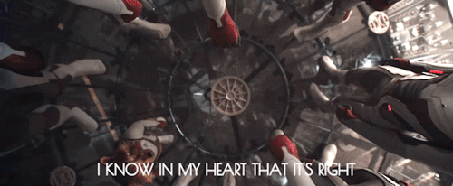 pitch-black-dark: Proof thatTony Stark has a heart