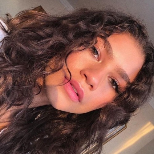 Zendaya Icons Without Psd. Rt Or Reblog If U Save Pls